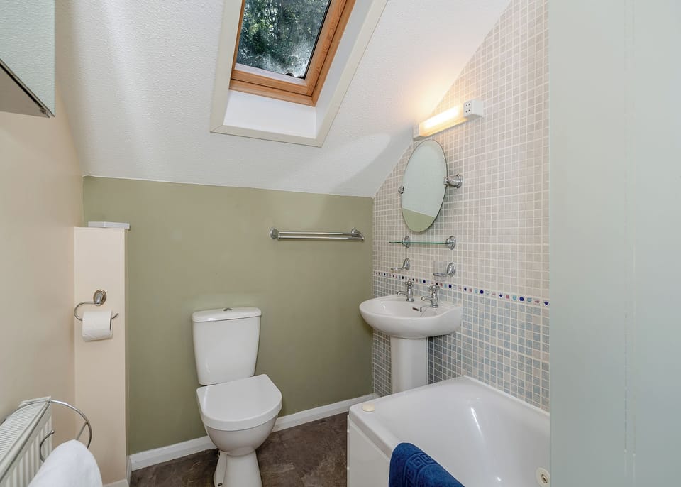 Bathroom, Toilet