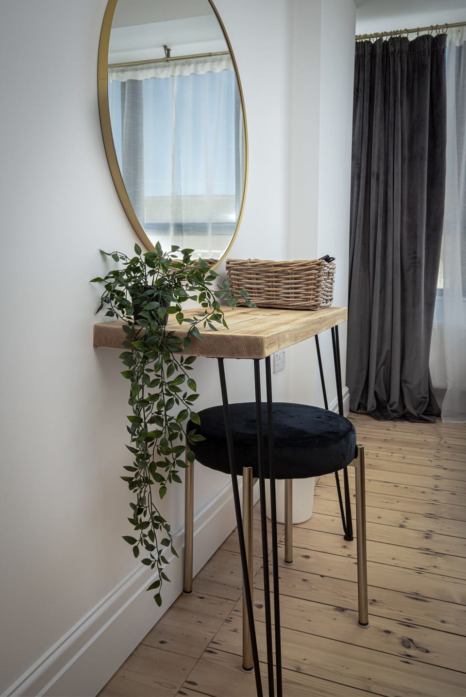Desk