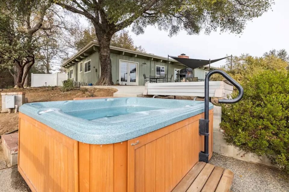 Year round Hot Tub