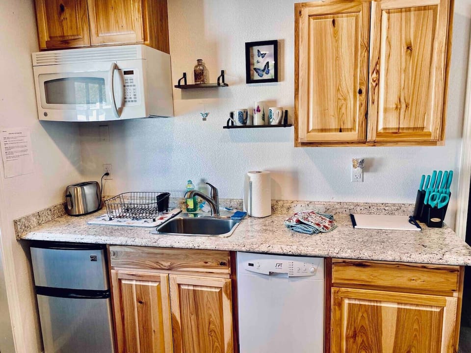 Kitchenette