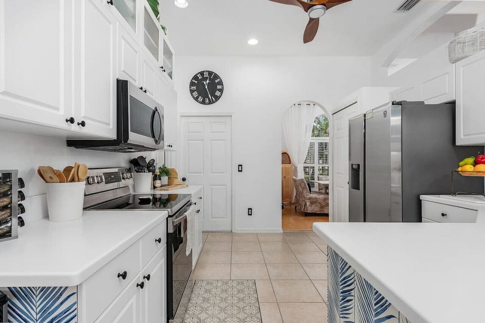 Kiss the chef in this inspired kitchen!