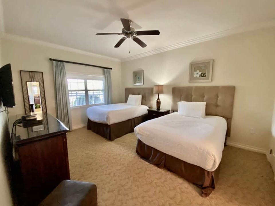 Bedroom 3 with two full size beds