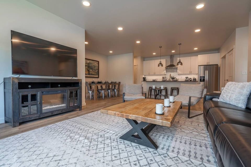 Expansive condo with 1,400 square feet of living space.