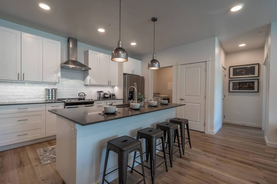 Perfect view of the kitchen, laundry room and pantry.