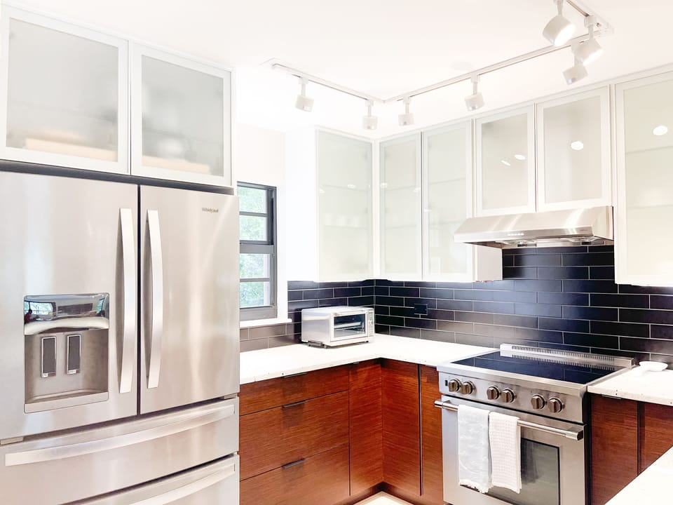 Kitchen with appliances