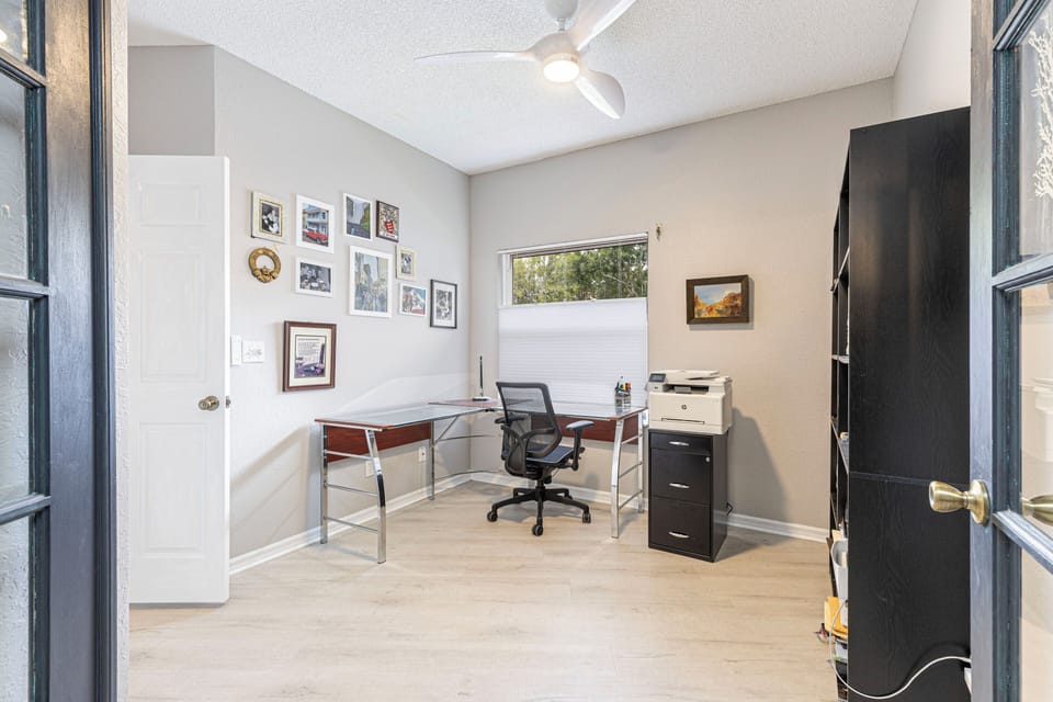 Office/workspace
