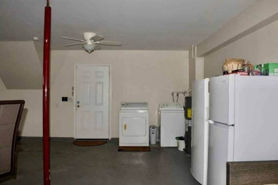 Washer and Dryer [shared space with other unit]