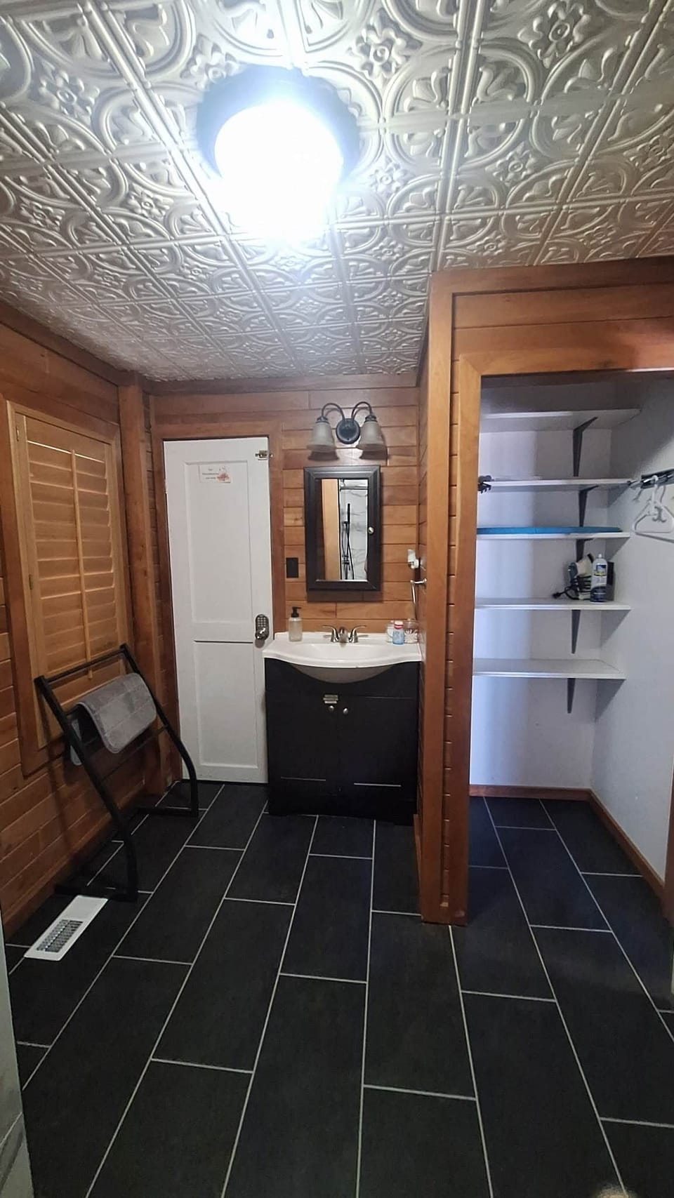 Bathroom Vanity