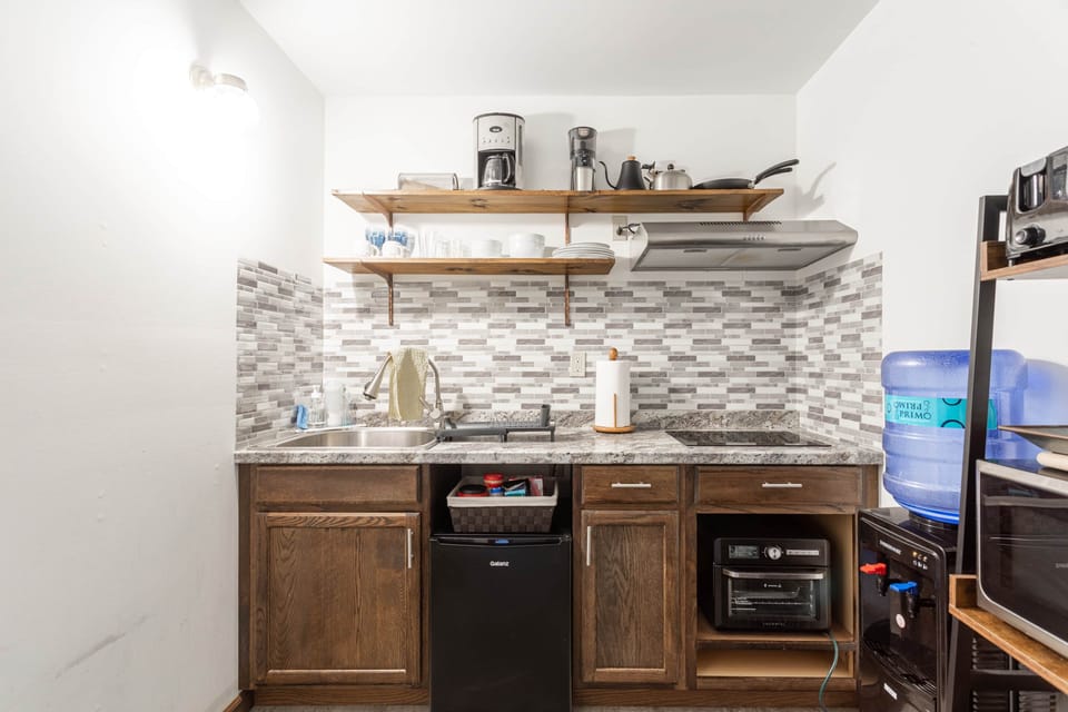 Kitchenette