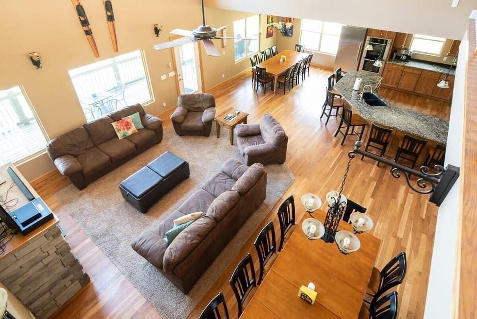 Large 2-story great room. Fantastic for end of the day tales and dinners together.