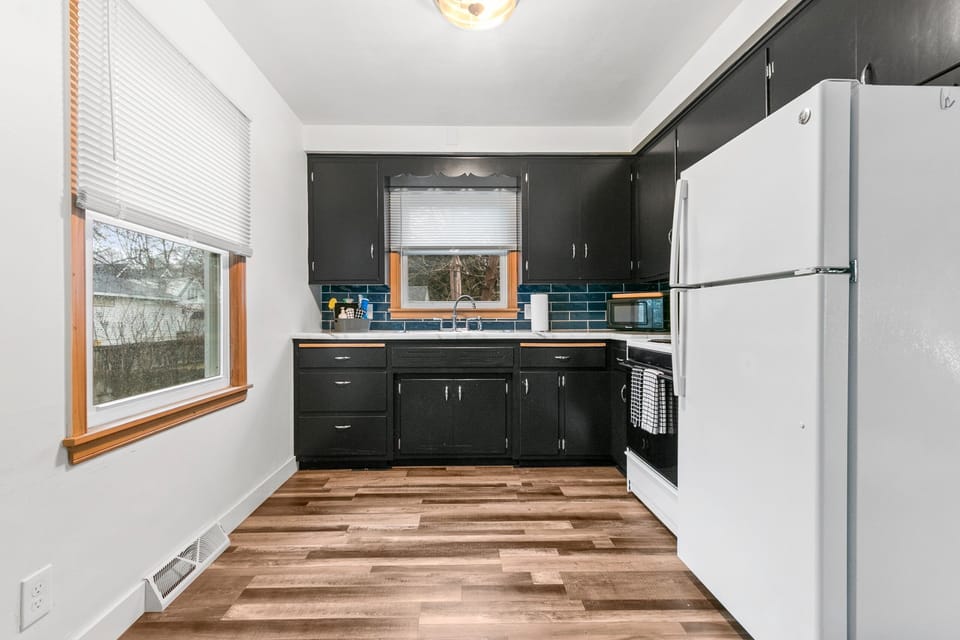 Our fully-furnished kitchen.