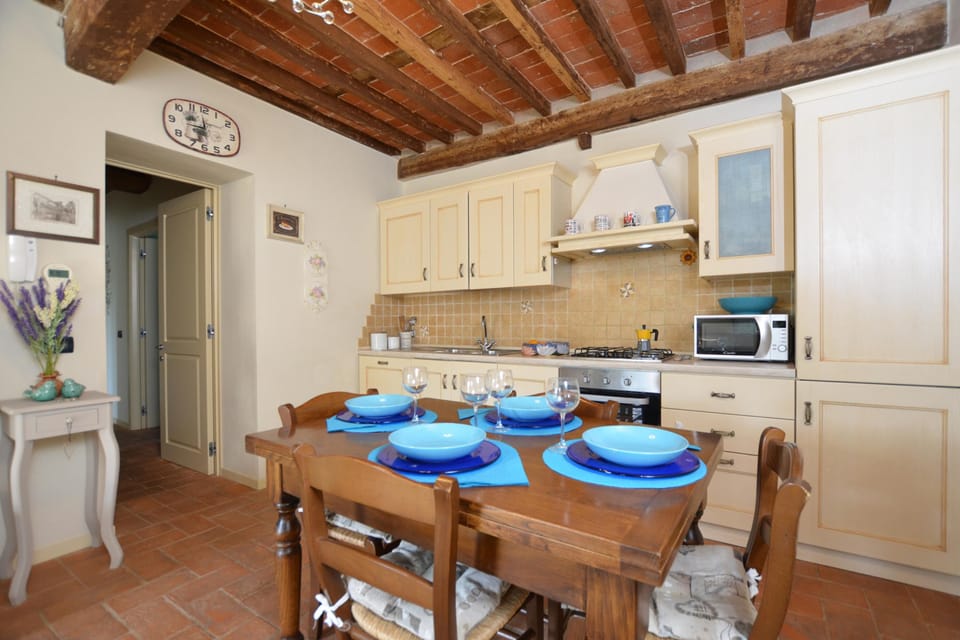 The dining and kitchen