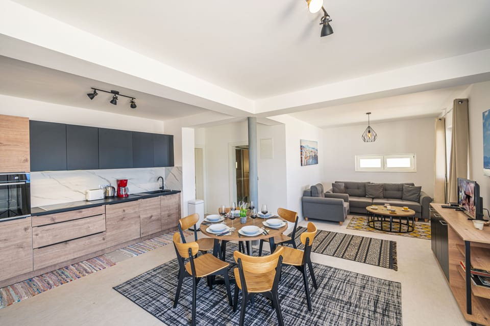 Open plan living dining room with kitchen