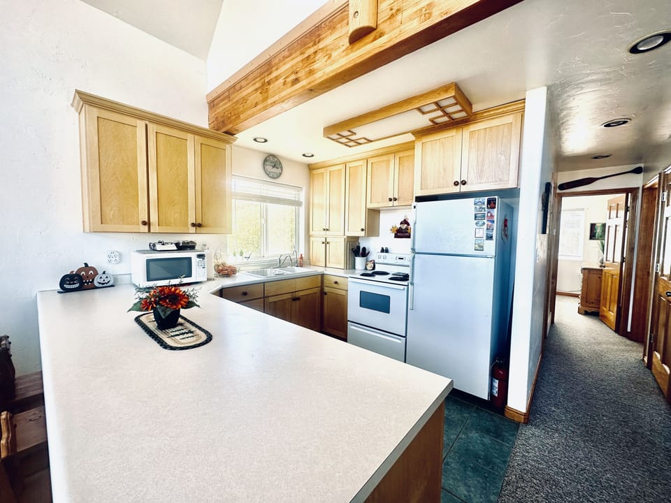 Kitchen stocked with all the amenities