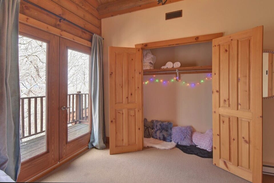 Coin enfant dans la chambre 2 à l'étage