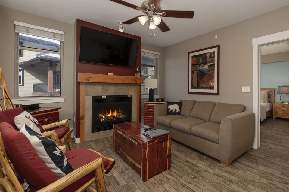 Furniture, Indoors, Living Room, Couch, Fireplace