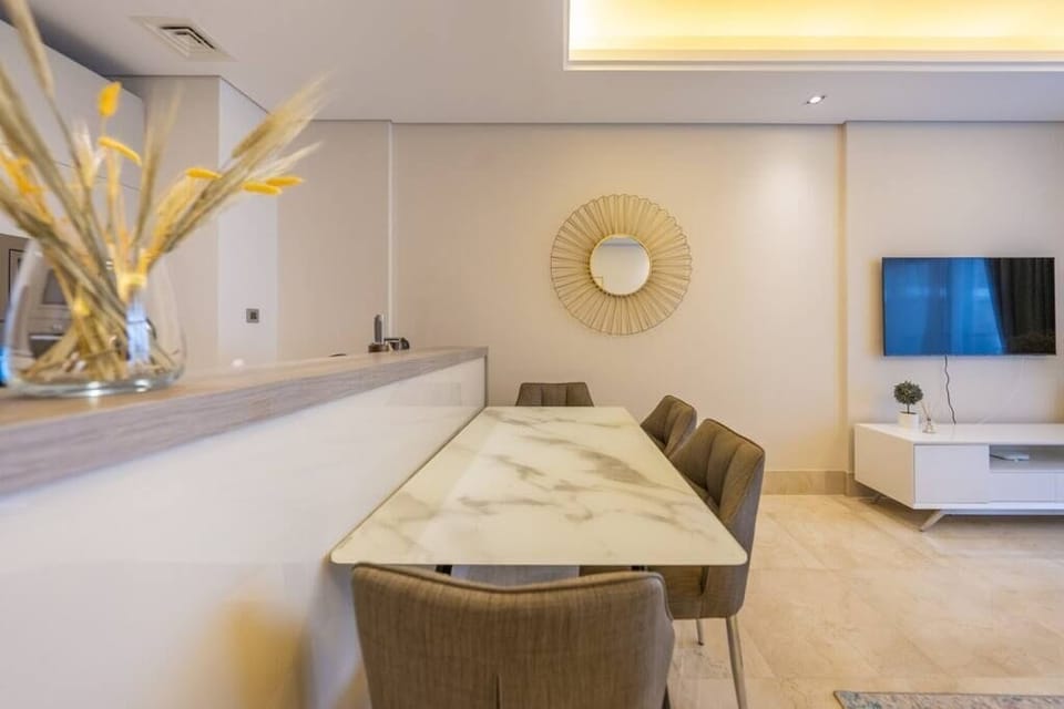 3. Dining area 1.jpg