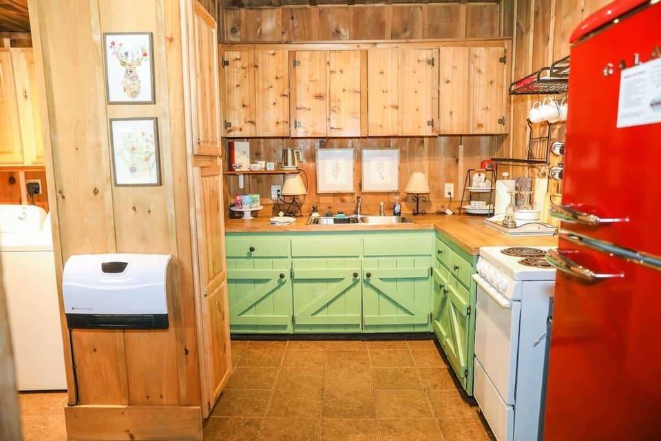 Kitchen - stove, refrigerator, microwave and small appliances