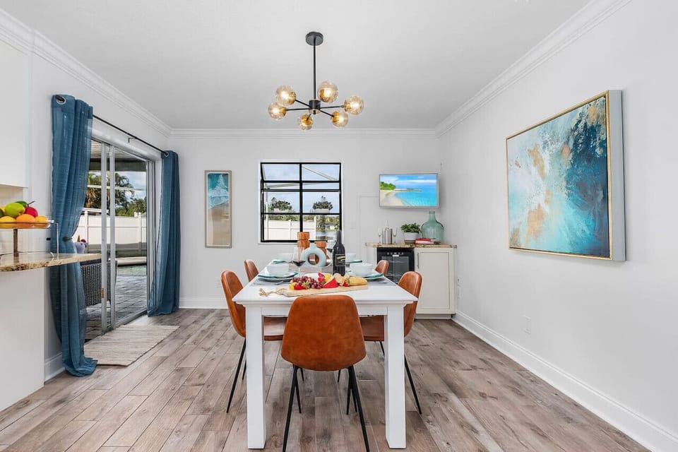 Share a meal and a bottle at this charming dining room