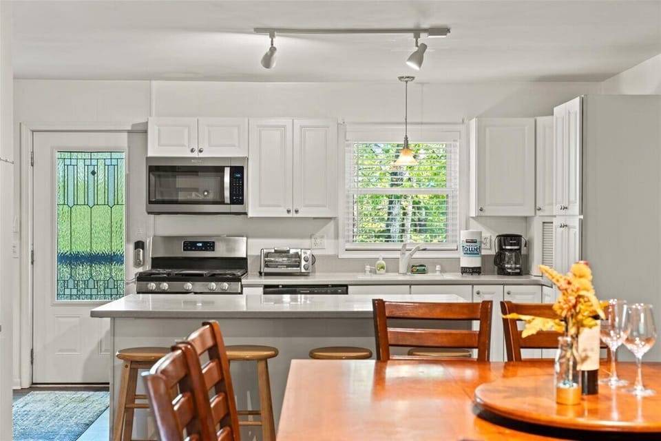 8-seater Dining set