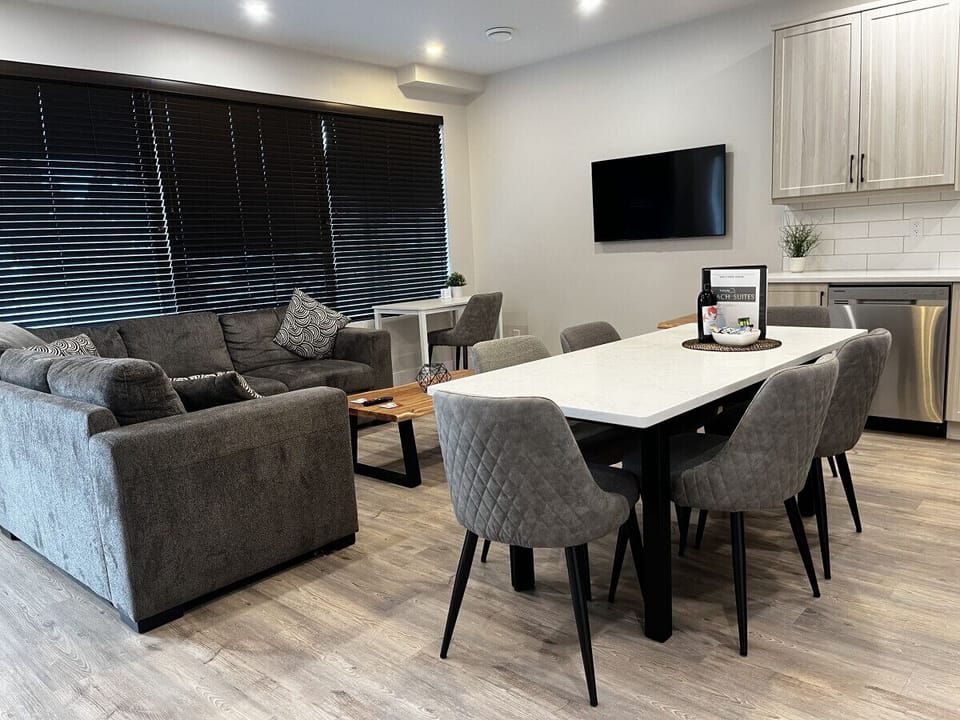 Open concept kitchen/living room