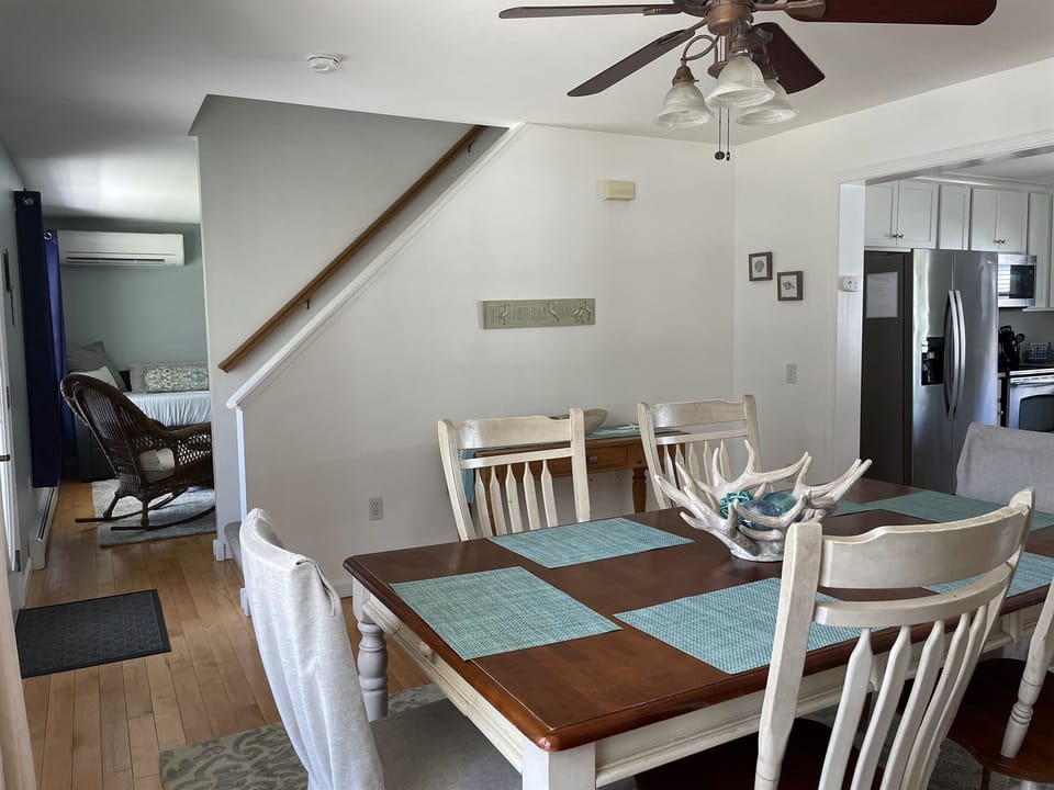 Dining Room for 6