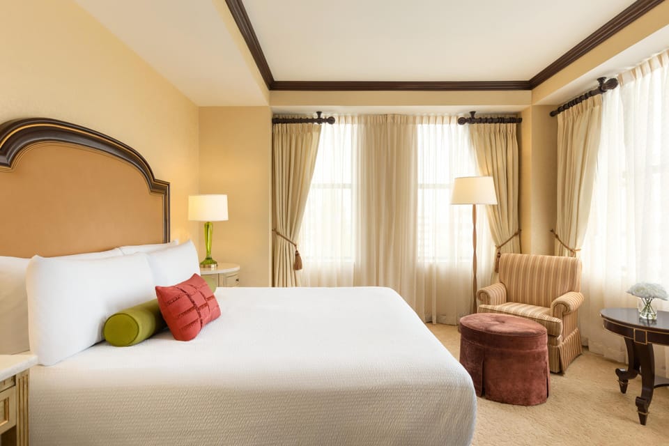 Hotel Du Pont Accessible King Room Roll-in Shower Bedroom 2 16