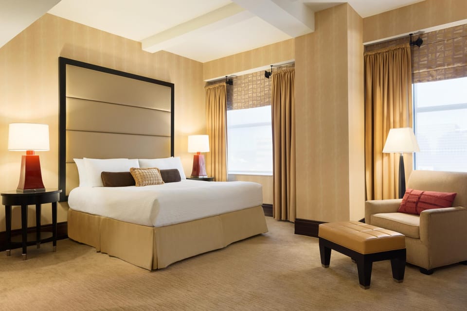 Hotel Du Pont Classic Room 1 King Bed 325 SqFt Bedroom 1 15