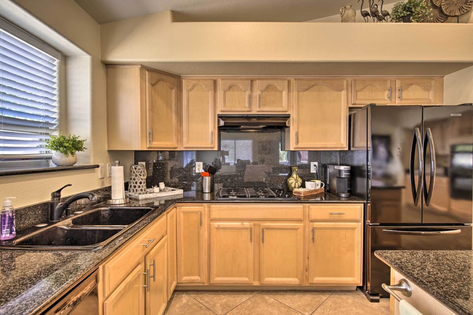 Kitchen | Breakfast Table | Cooking Basics