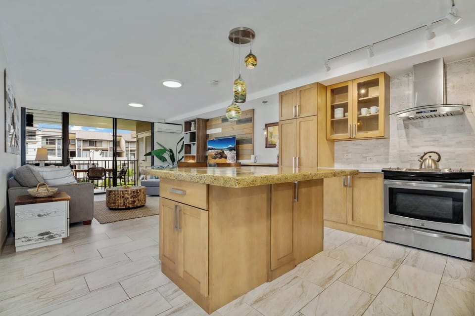 Airy and open Kitchen island