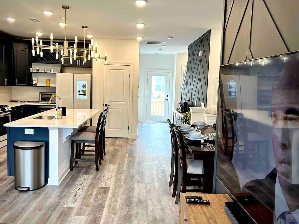 Kitchen Hallway