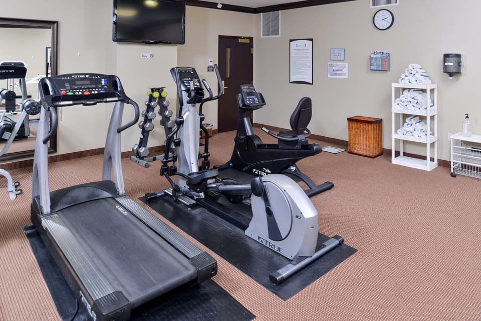 Fitness room with cardio and strength equipment