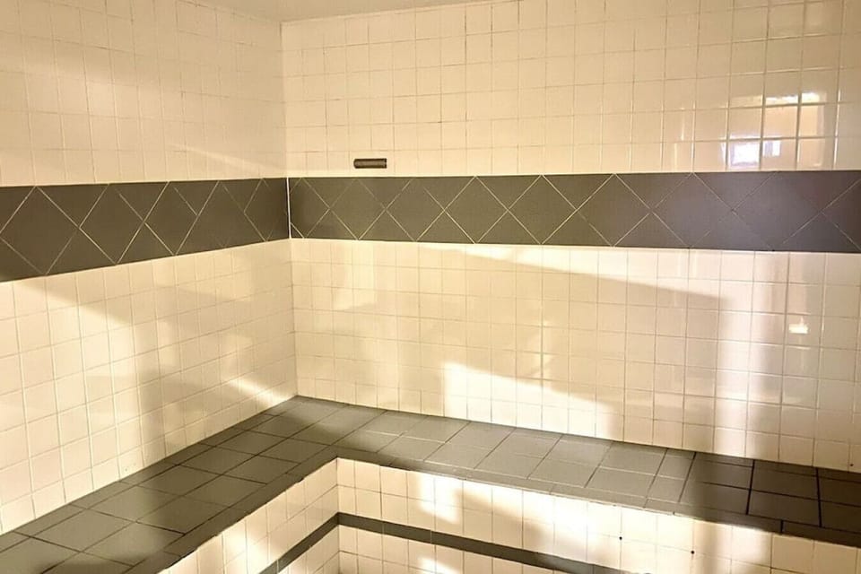 Steam Room on ground floor