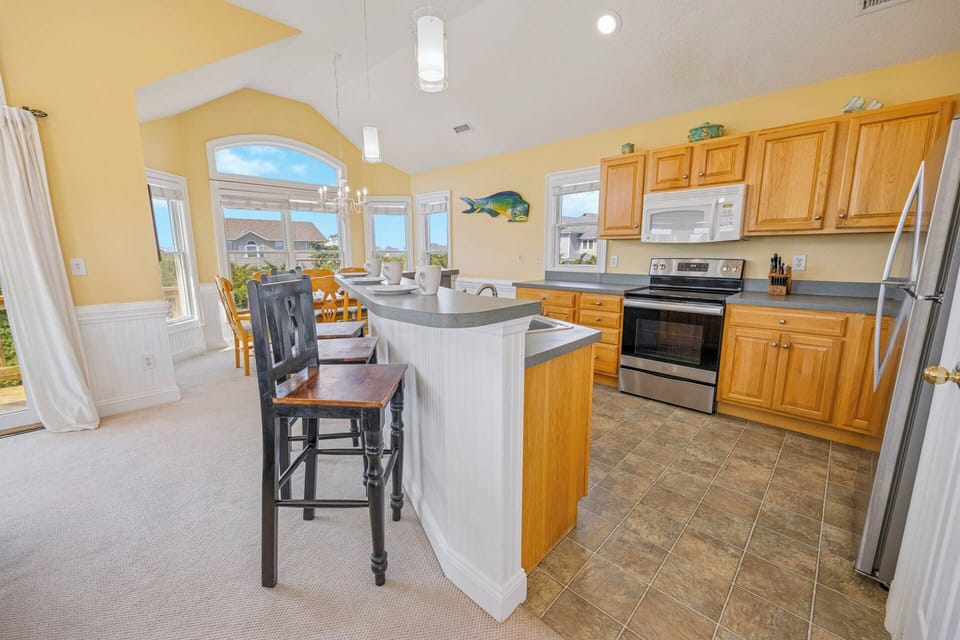 Surf or Sound Realty - 1039 - Island Stylin - Kitchen -1
