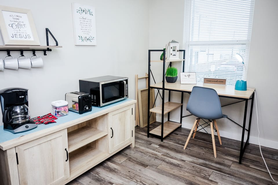 Indulge in the spacious comfort of this generously sized unit, designed for your relaxation and enjoymentDesk space for the remote worker with fully stocked coffee bar - how perfect is this setup for the early worker & riser 

Equipped with high speed wifi provided by Spectrum- there's a direct ethernet connection in this home as well with it
