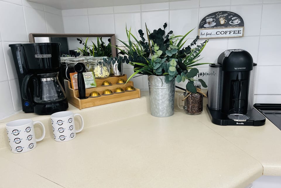 Complimentary Coffee ☕️ Bar.
Nespresso Coffee & Pods
Drip Coffee Machine 