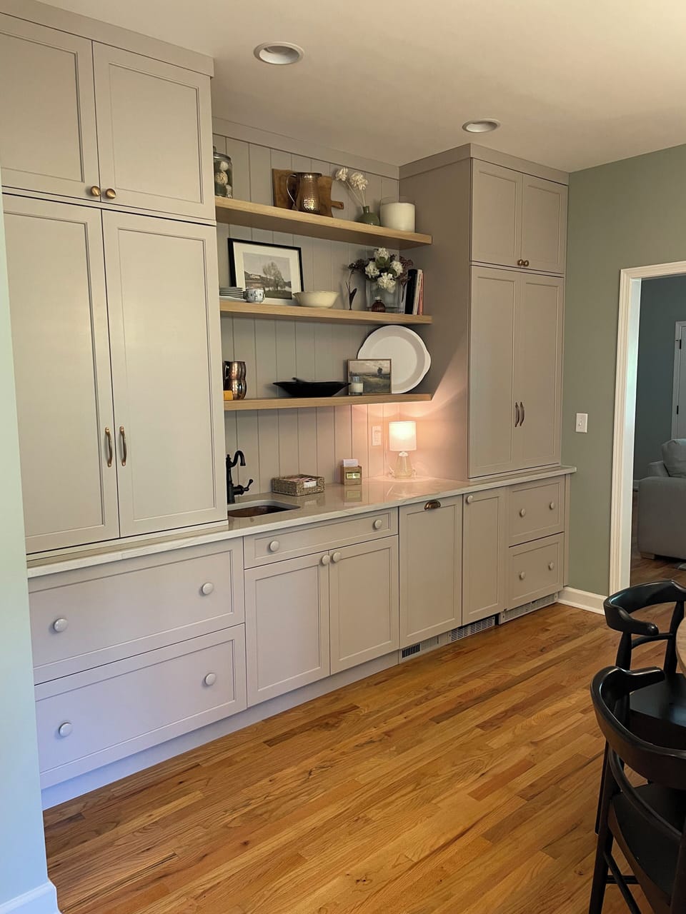 coffee and cocktail bar