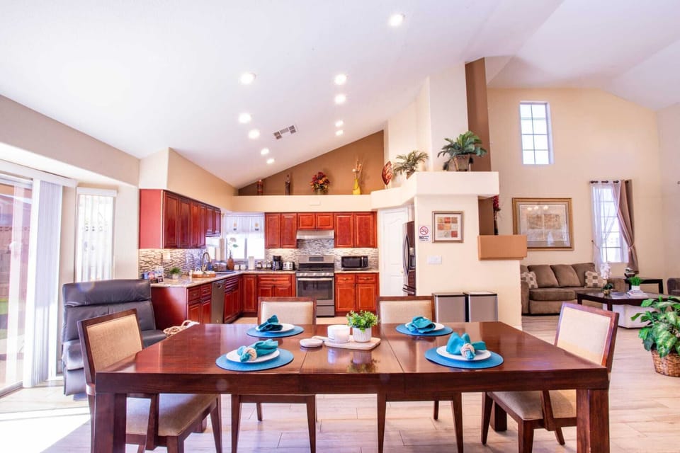 Enjoy your meals with a view of the pool