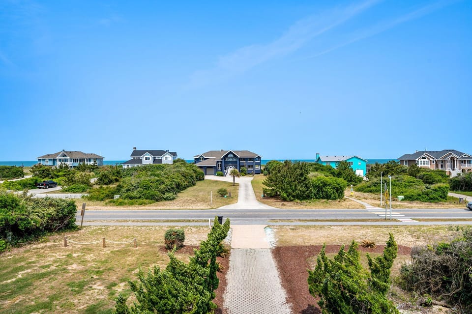 SH455: Hotel California | TL Front Covered Deck - Ocean Views
