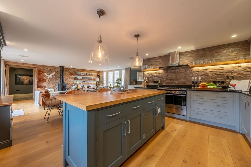 Ground floor: Contemporary kitchen with stylish touches