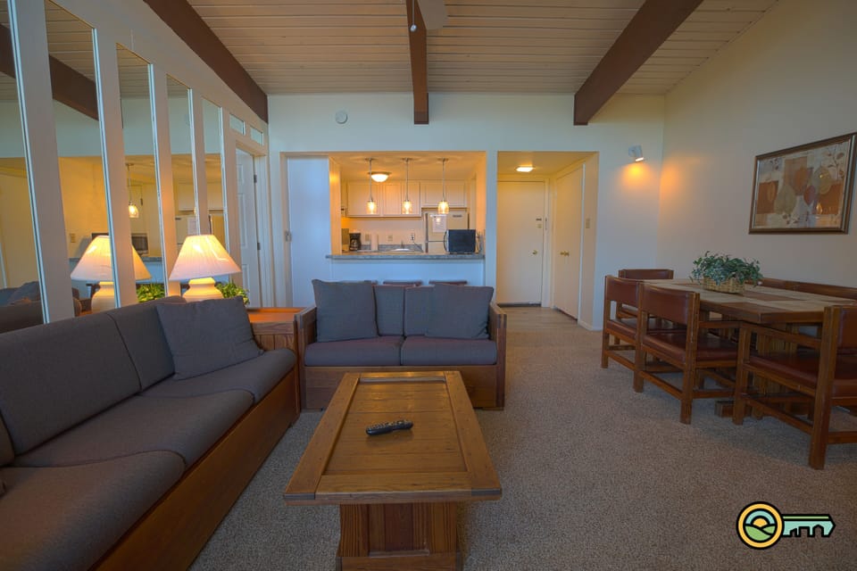 Living room & kitchen