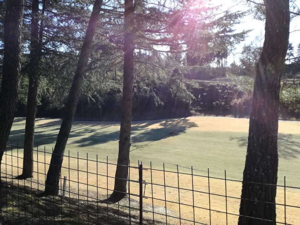 A short walk to the golf course