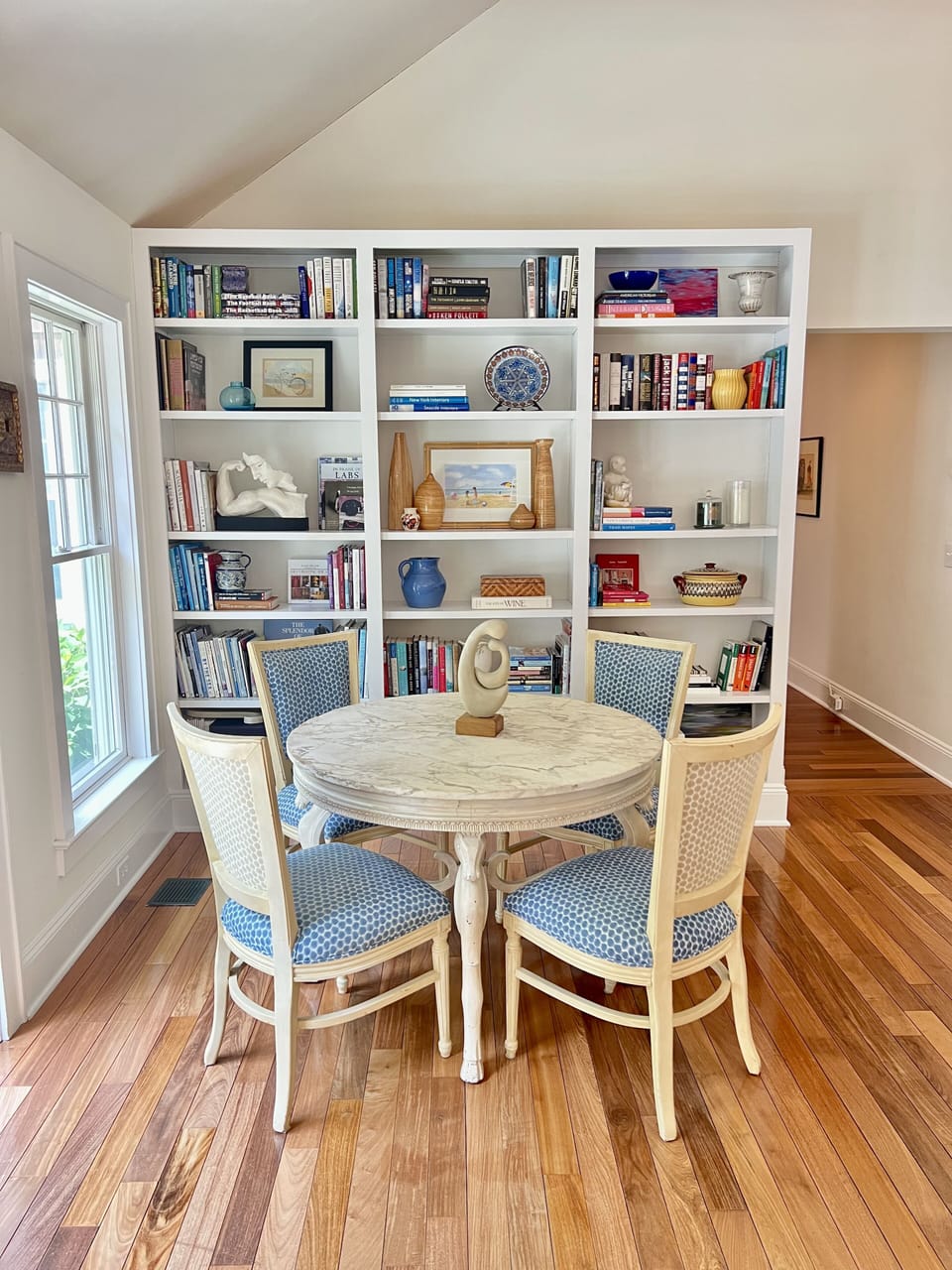sitting area