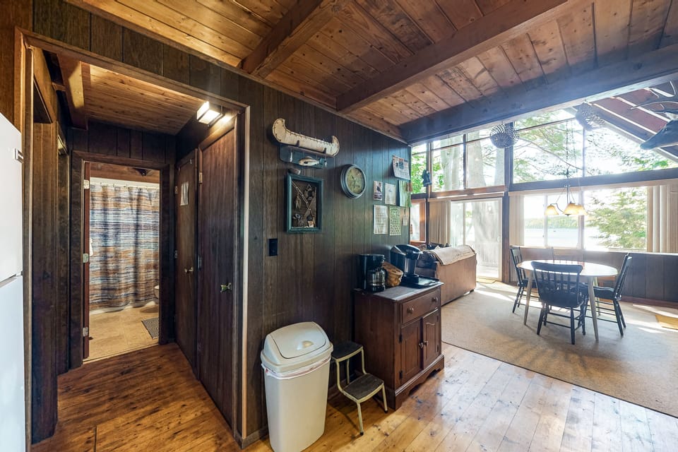 Secluded waterfront cabin with private dock, kayak, canoe, gas grill & deck House in New Hampshire