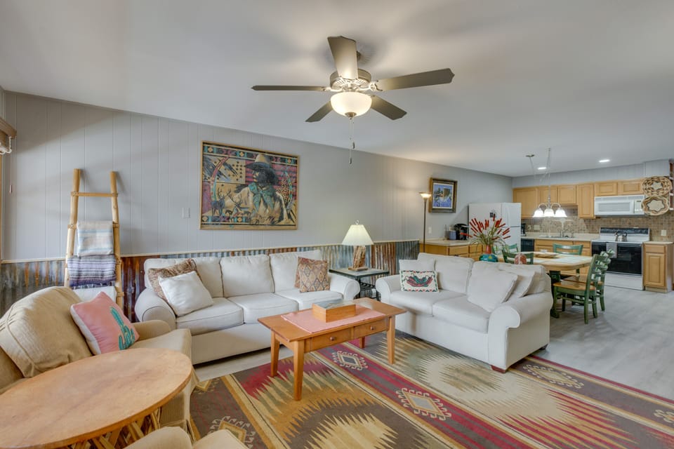 Red River Vacation Rental | 2BR | 1.5BA | 950 Sq Ft | Access Only By Stairs