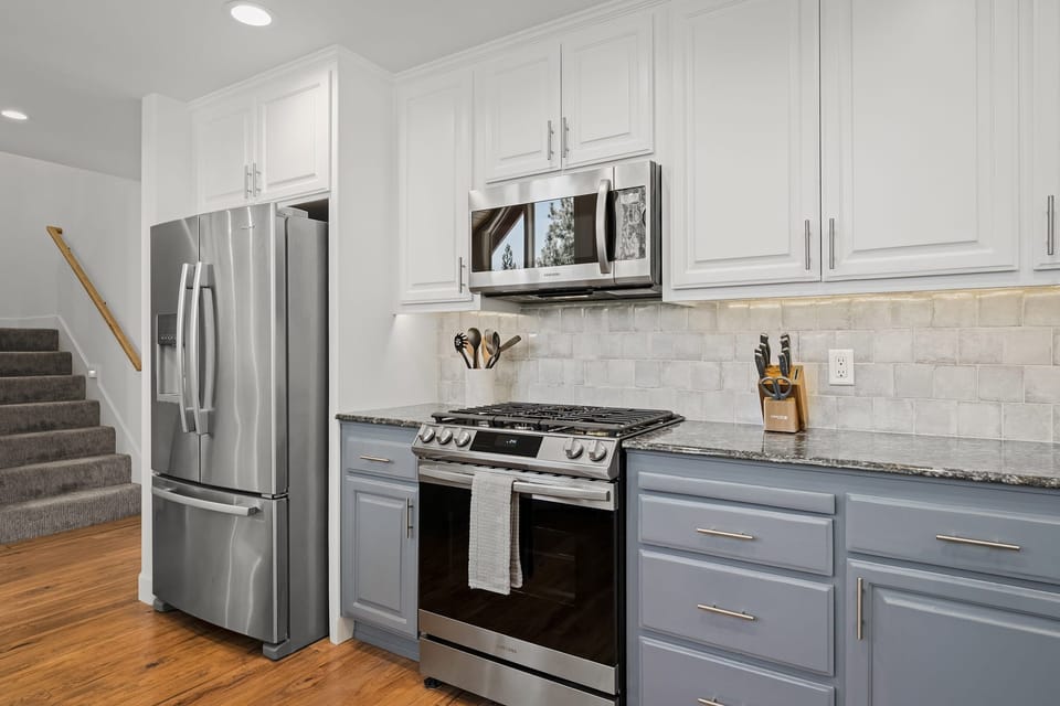 Kitchen: Stony Creek Secluded Lodge