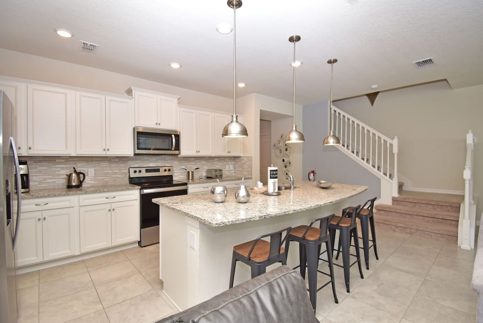 Breakfast bar seating for 4