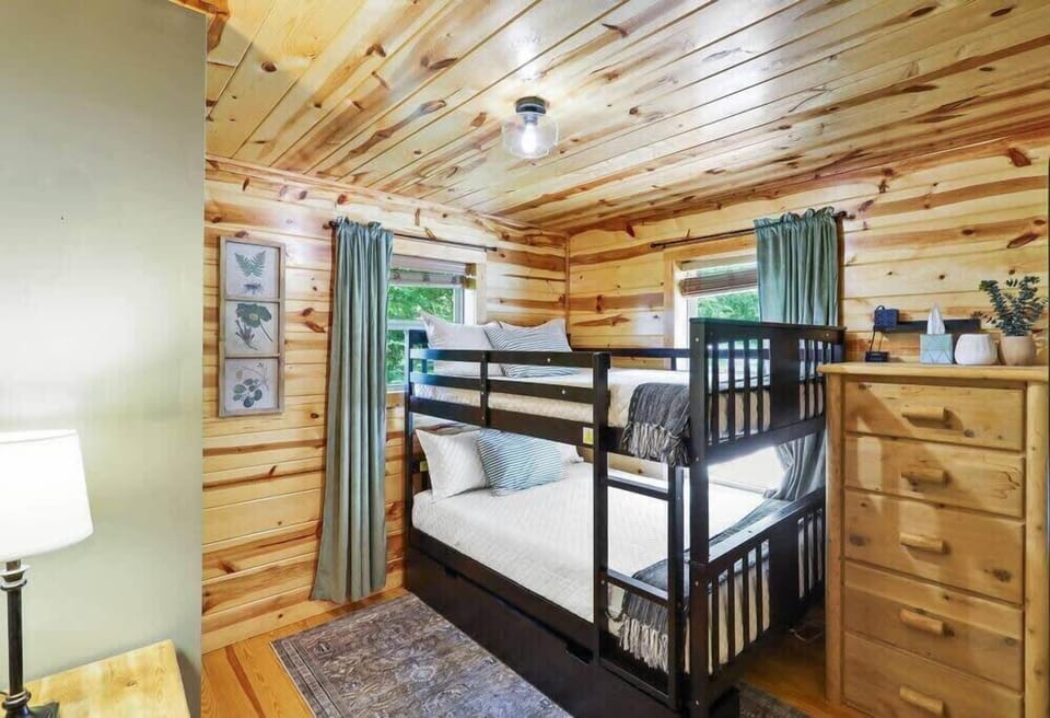 Full over Full bunk room on the main floor