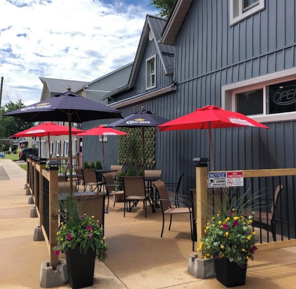 Fisherville Tavern aka ‘the Tav’. Featuring craft beer, local food and events!