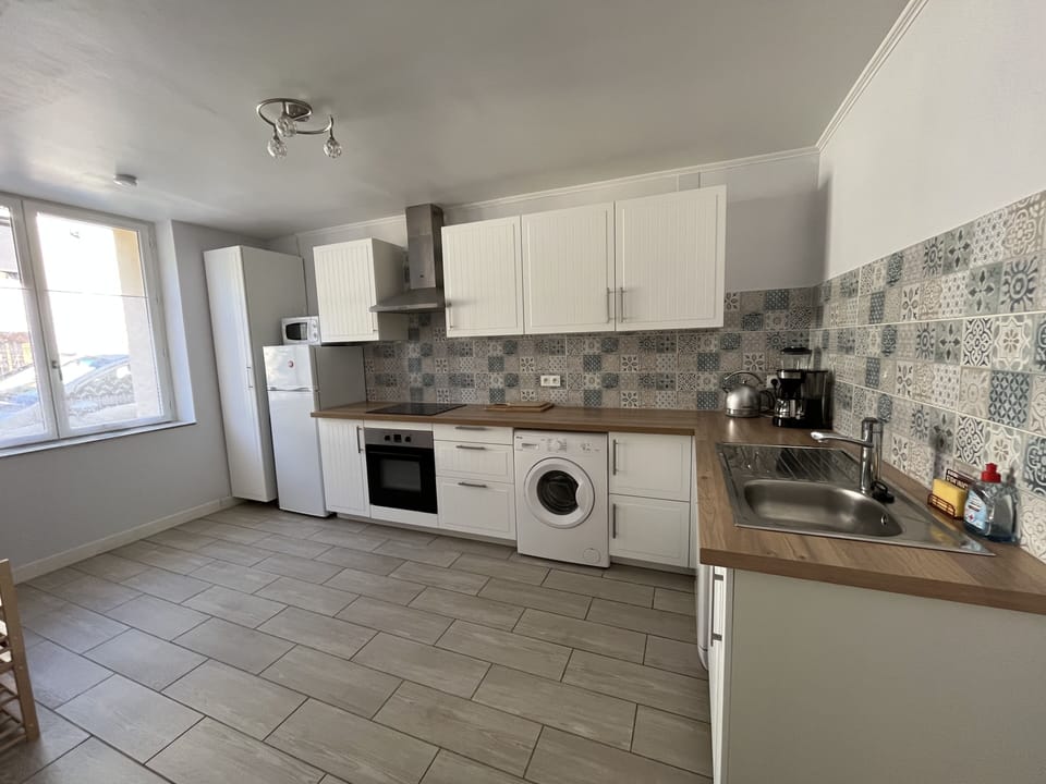 Fully equipped kitchen